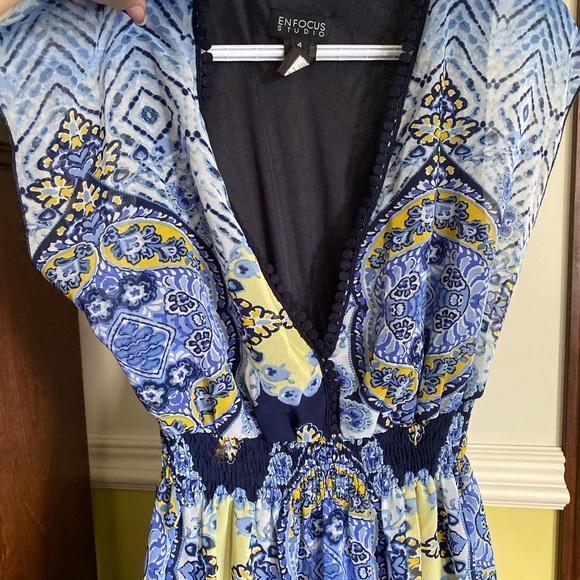 Dress - Picture 3 of 3